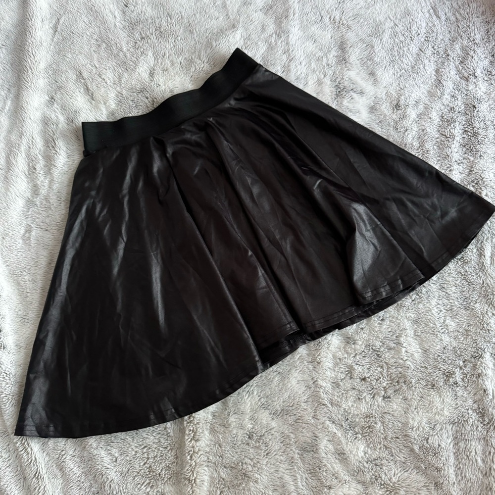 Boohoo Night| Black Circle Skirt